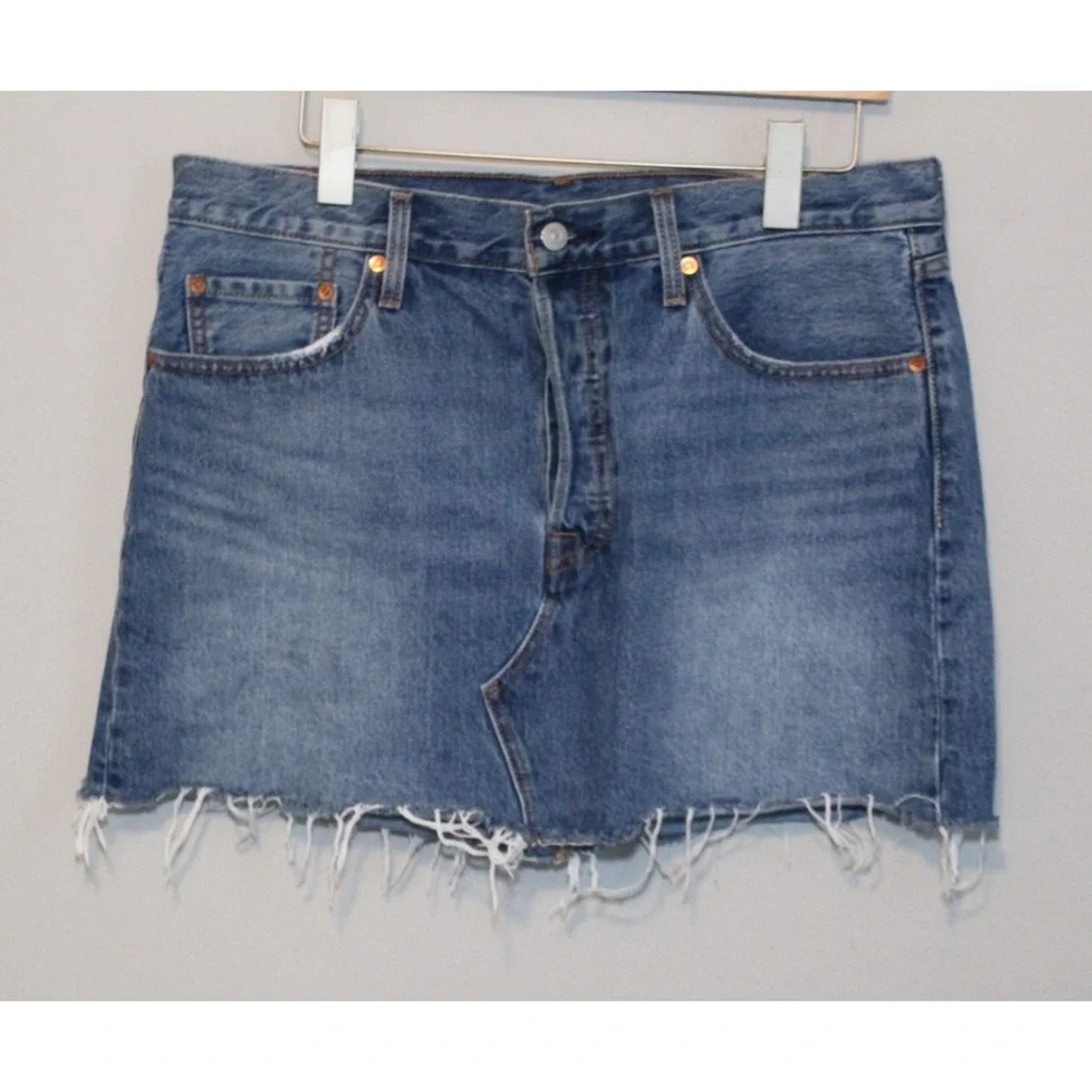 Levi's Deconstructed Button Fly Denim Cut Off Jean Skirt Blue Women's 32 H11823 - Picture 2 of 16